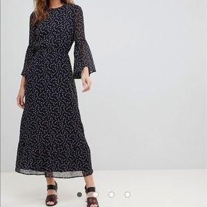 YAS Blue Pattern Casual